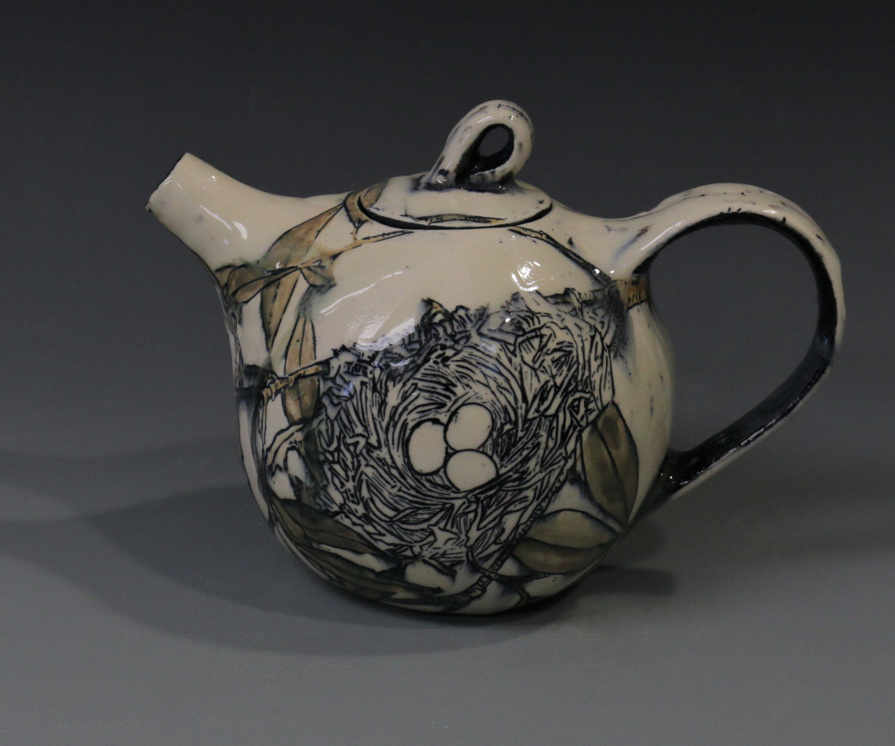 Nest Teapot front